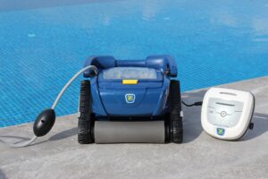 swimming pool cleaning tool